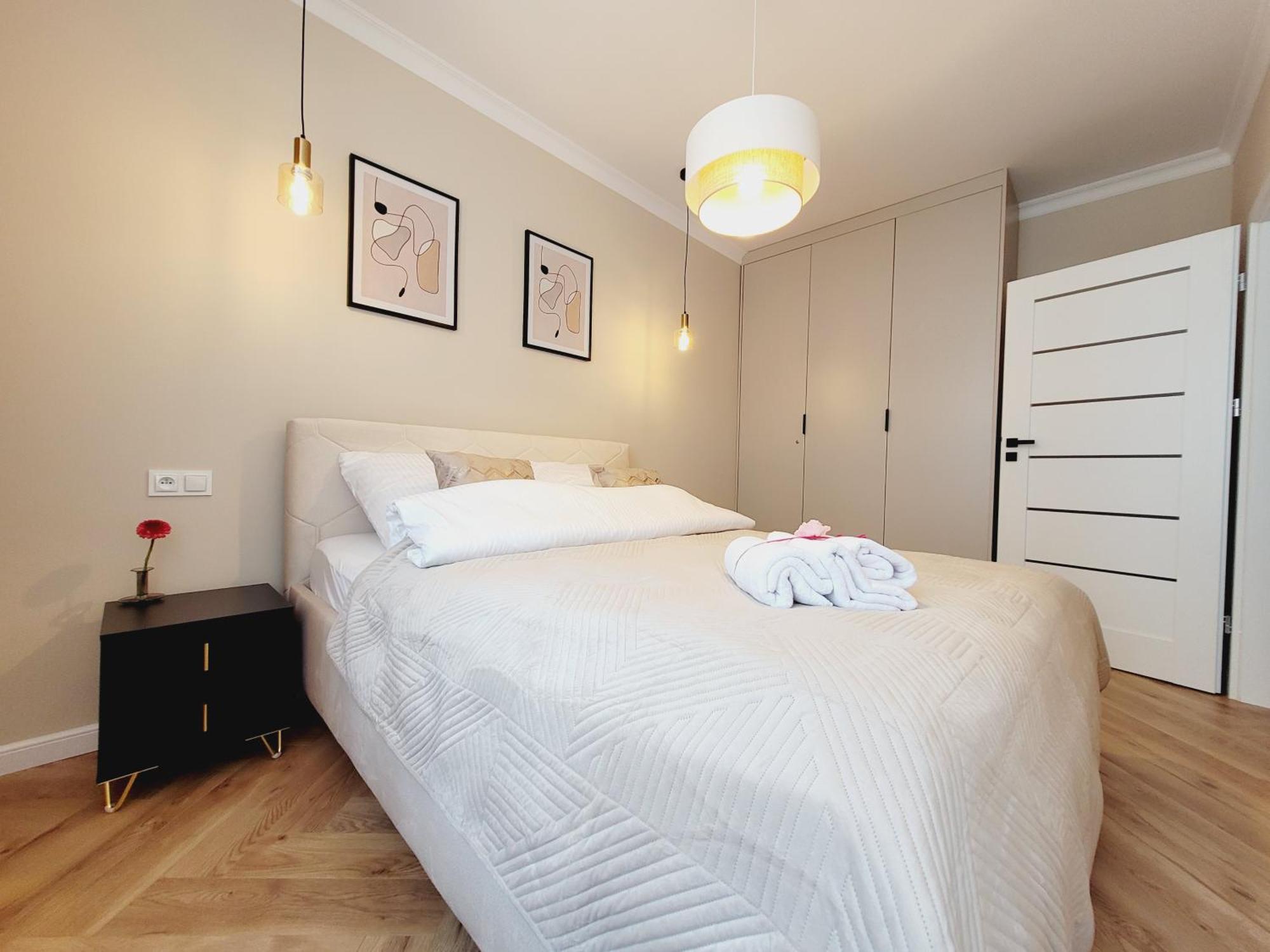 Diamond Apartment *